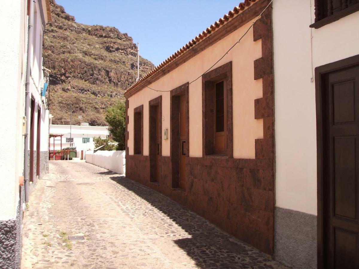 Historica Casa De La Oje Agulo